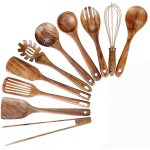 10 tüten mit einheimischen kocheln aus teak, schaufeln und küchenkisten als kritzelei