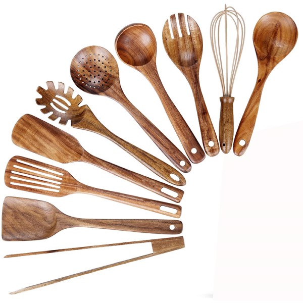 10 tüten mit einheimischen kocheln aus teak, schaufeln und küchenkisten als kritzelei