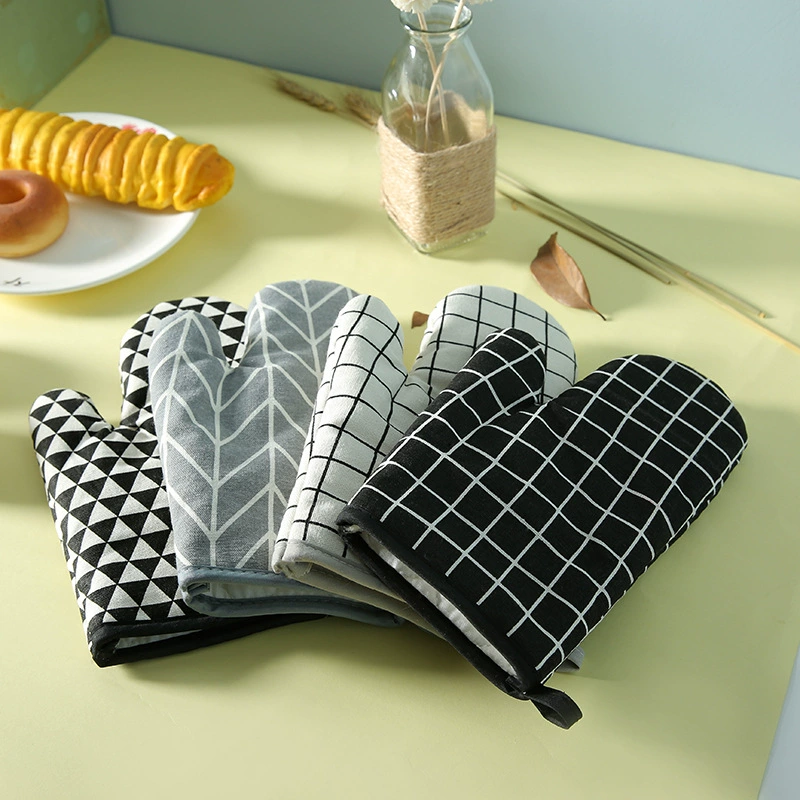 Cotton and linen baking microwave oven heat-resistant gloves, heat-insulating gloves, popular oven gloves, heat-resistant and high-temperature resistant gloves
